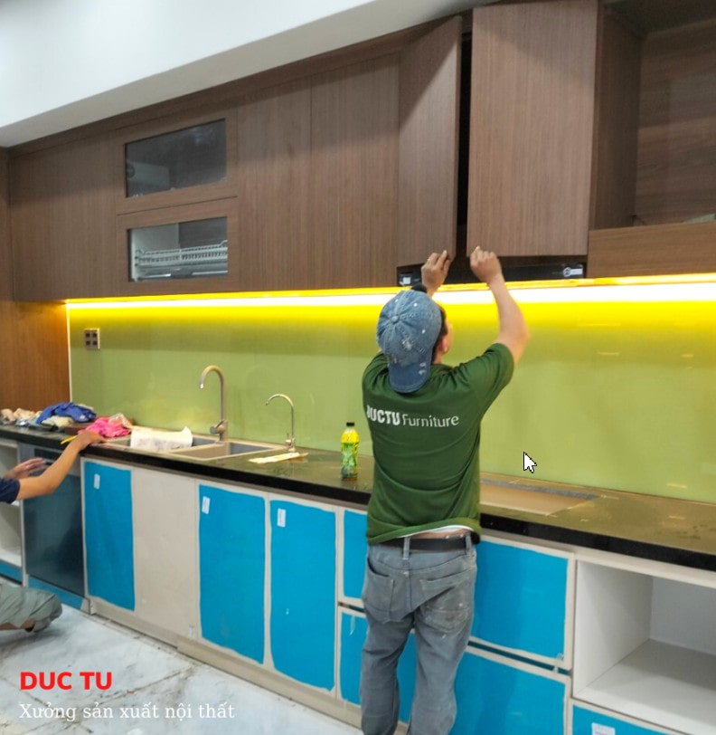 Thi công tủ bếp cao cấp Đà Nẵng Đội Ngũ thi công chuyên nghiệp Đức Tú