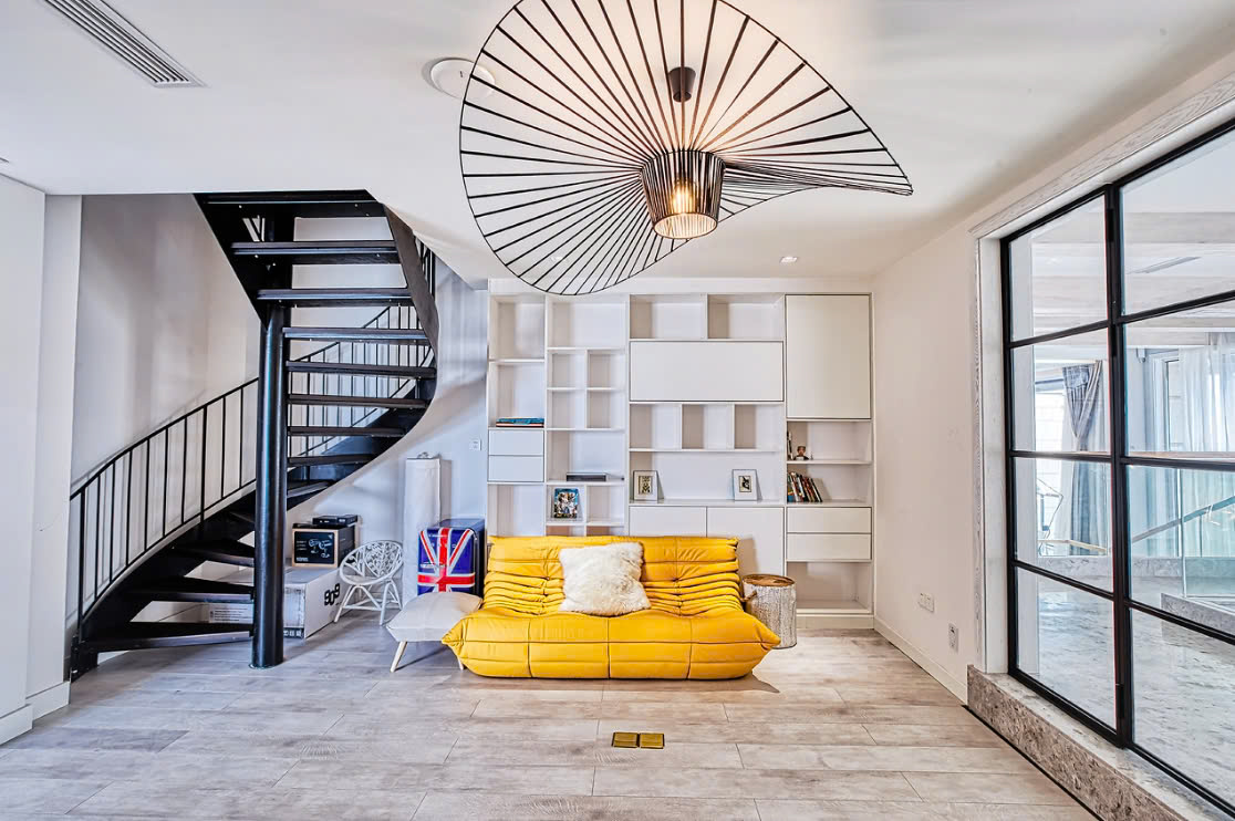 nội thất phòng khách có cầu thang cách trang trí phòng khách có cầu thang