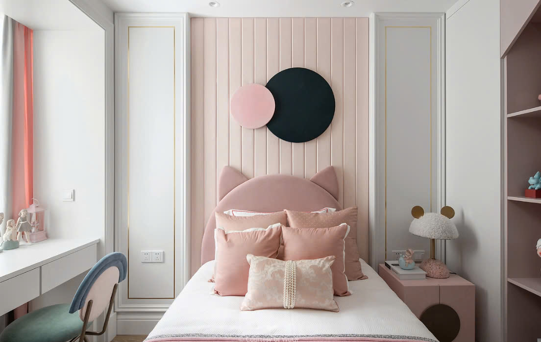 phòng cho bé gái màu hồng