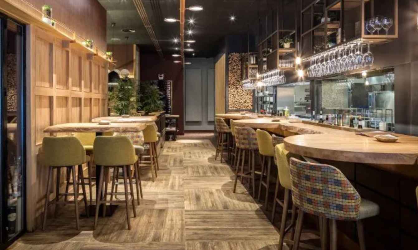 Thiết Kế Quầy Bar Quán Cà Phê Phong Cách Bohemian