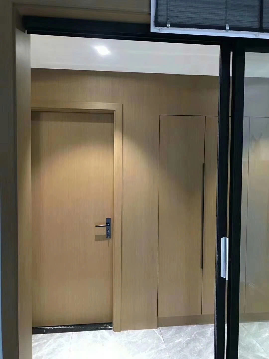 mẫu cửa phòng ngủ 