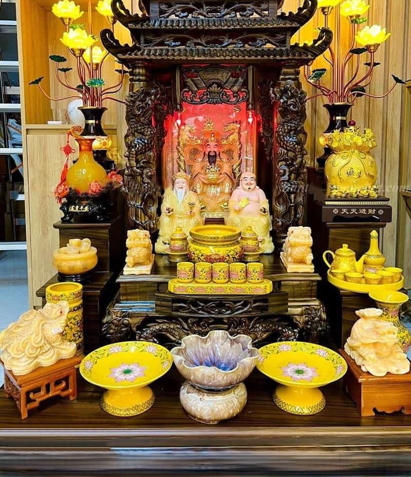 sắp xếp bàn thờ