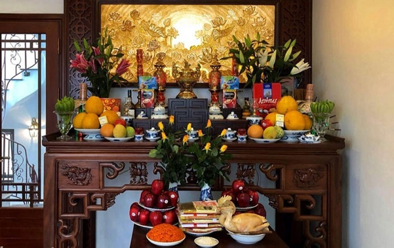 sắp xếp bàn thờ